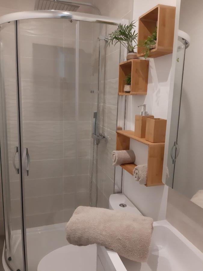 La Casita Serignanaise - Apt T2 - Clim - Jardin Bed & Breakfast Ngoại thất bức ảnh