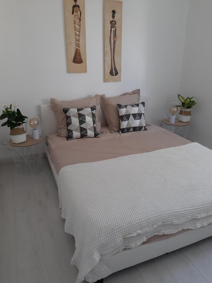 La Casita Serignanaise - Apt T2 - Clim - Jardin Bed & Breakfast Ngoại thất bức ảnh