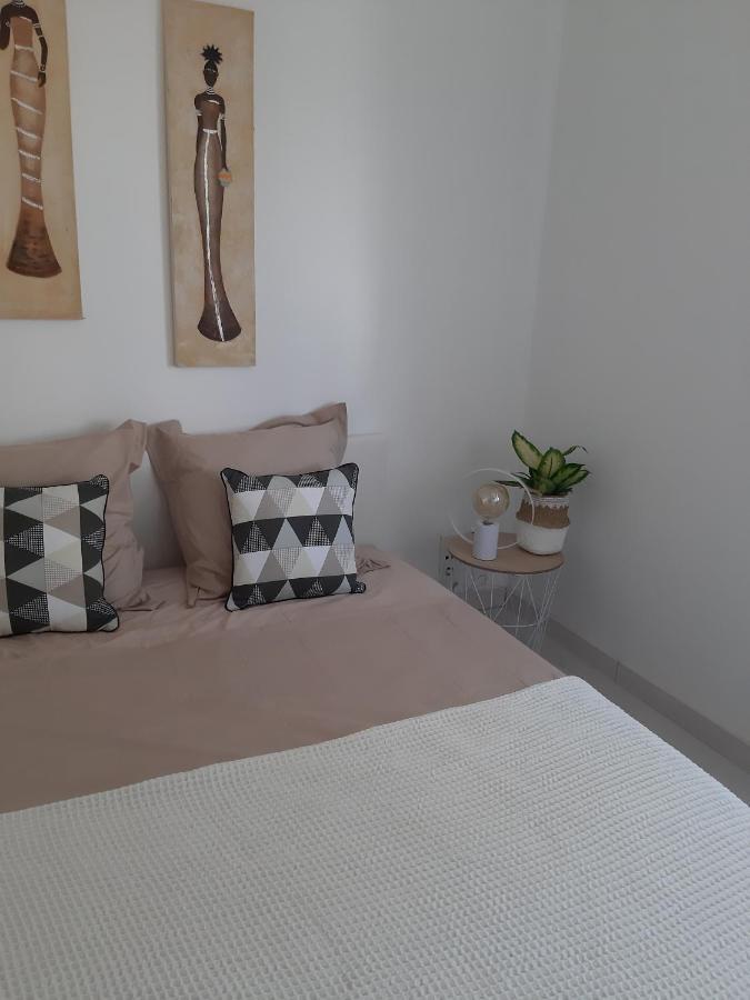 La Casita Serignanaise - Apt T2 - Clim - Jardin Bed & Breakfast Ngoại thất bức ảnh